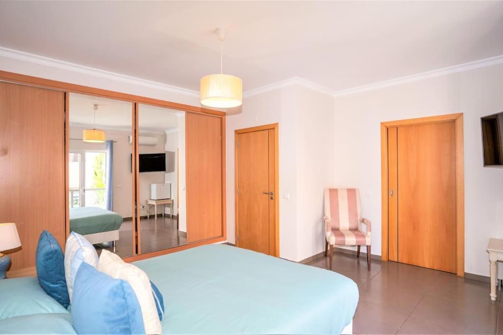 Luxuryvilla With Private Heated Pool And Spa 7P Quarteira Esterno foto