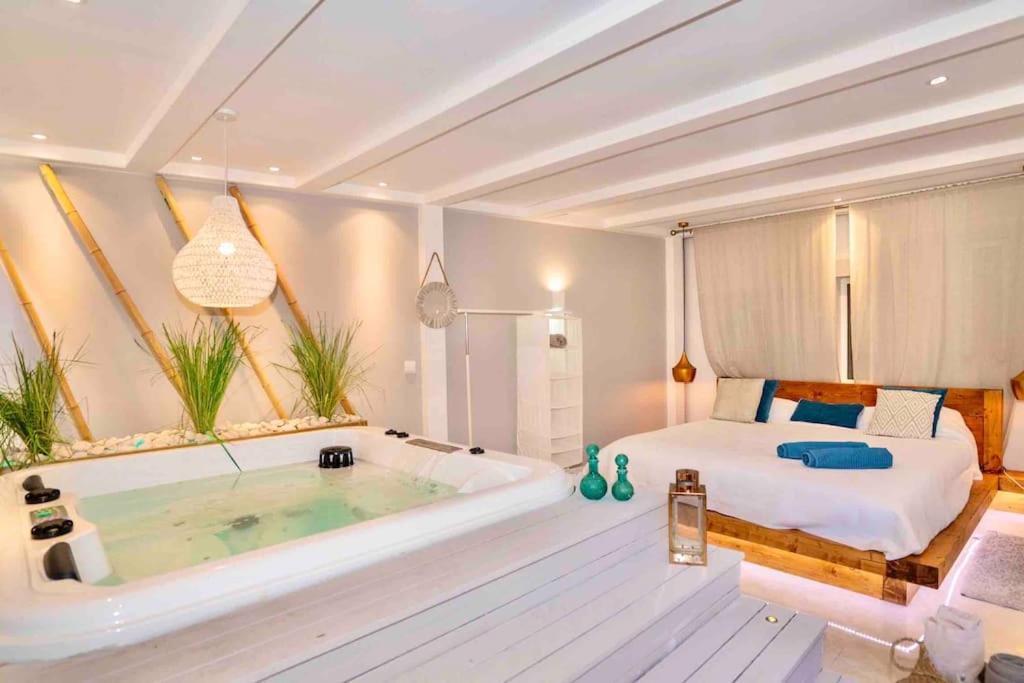 Luxuryvilla With Private Heated Pool And Spa 7P Quarteira Esterno foto