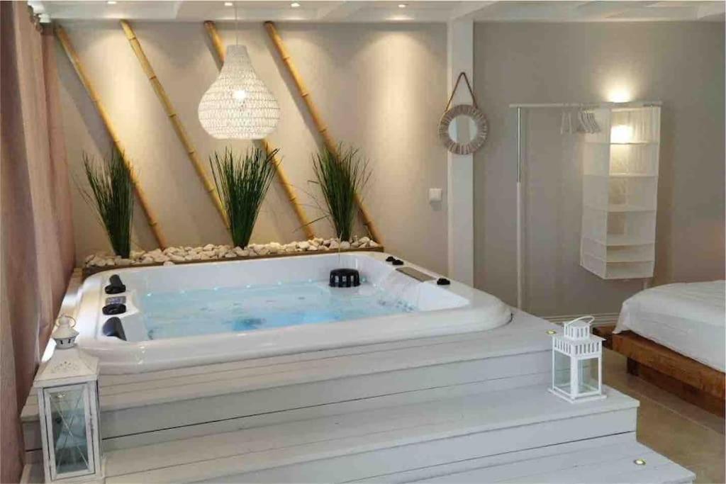Luxuryvilla With Private Heated Pool And Spa 7P Quarteira Esterno foto